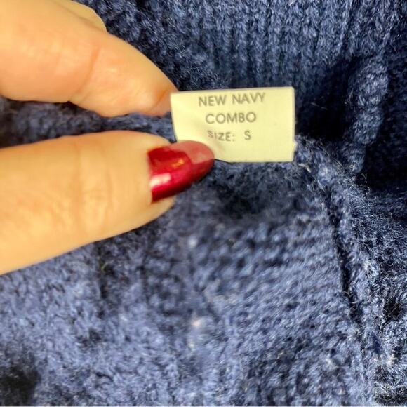 Women's 100% Wool Bobble Cable Sweater Blue Size S SIGNATURE by NORTHERN ISLES - Picture 7 of 7